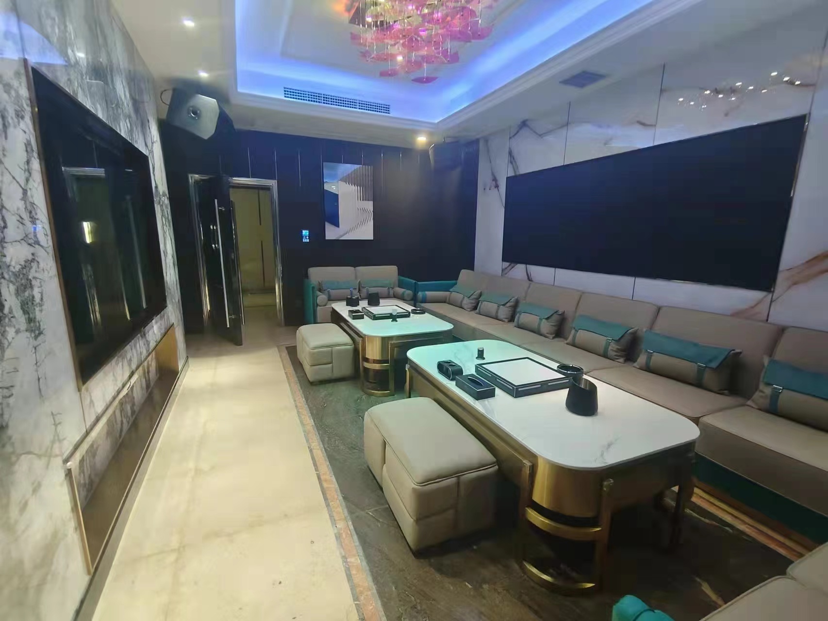 鸡西小时场ktv，欢乐体验玩转秘籍-滴道区ktv预定